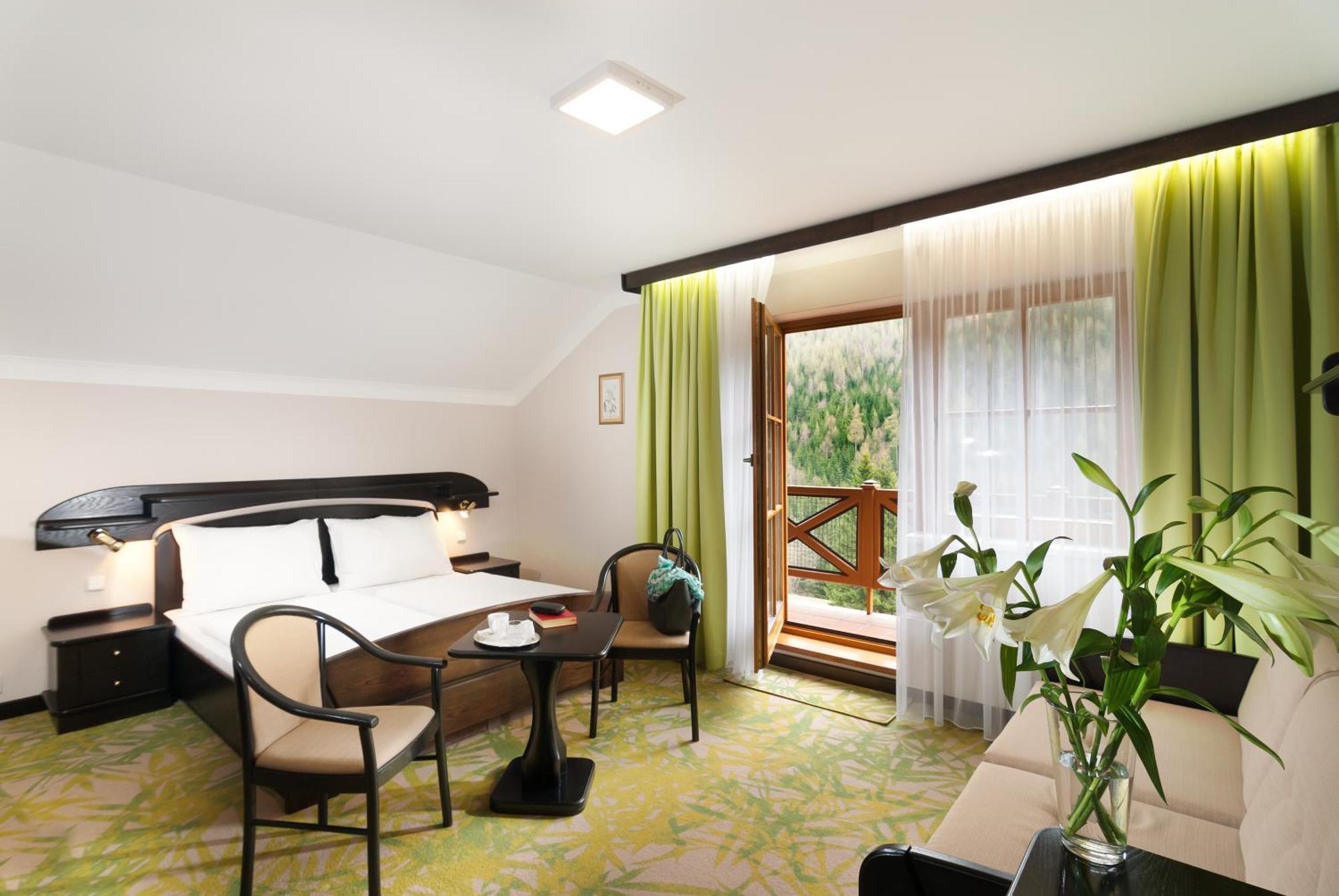 Hotel Zatisi Špindlerŭv Mlýn المظهر الخارجي الصورة