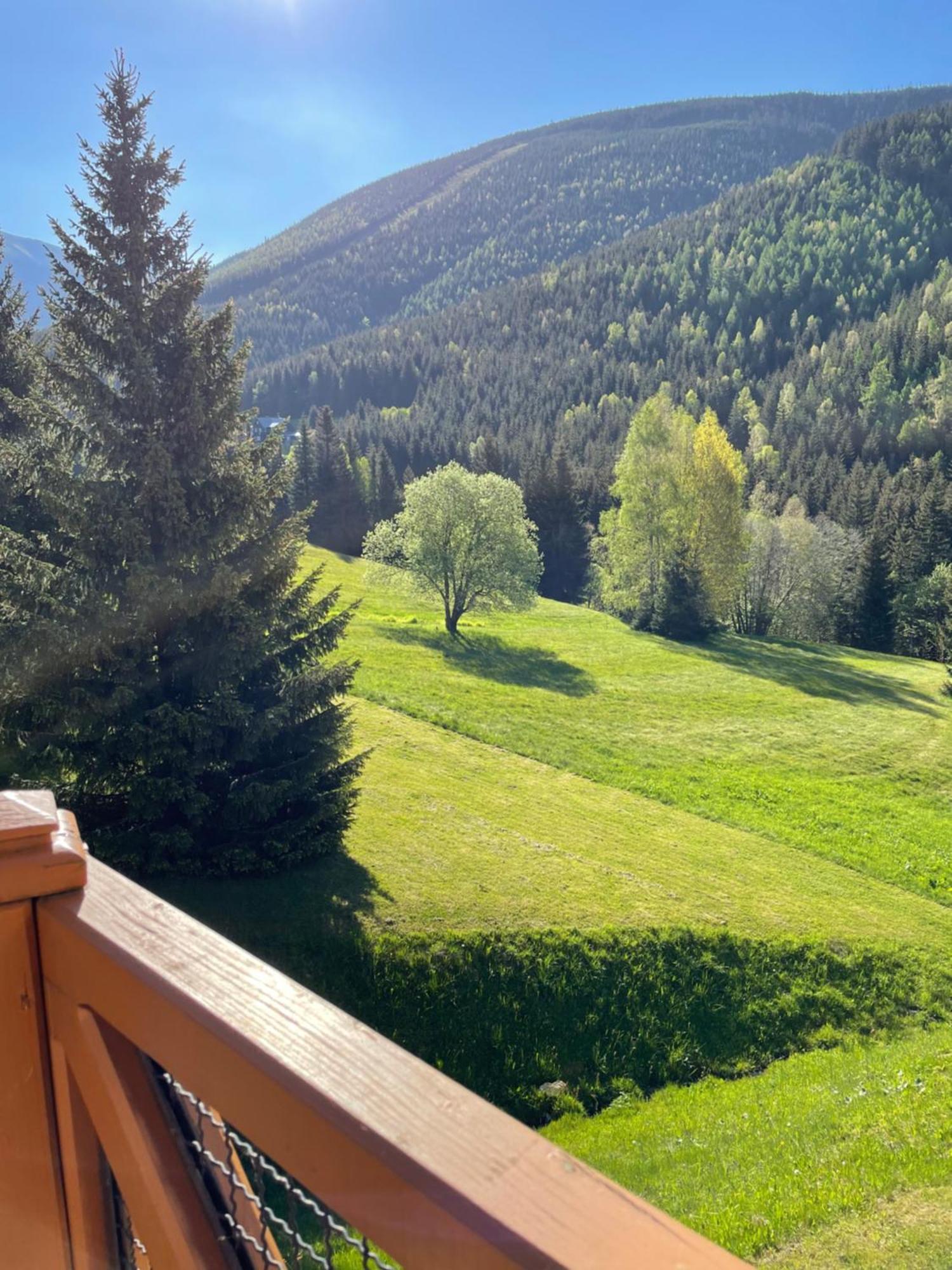 Hotel Zatisi Špindlerŭv Mlýn المظهر الخارجي الصورة