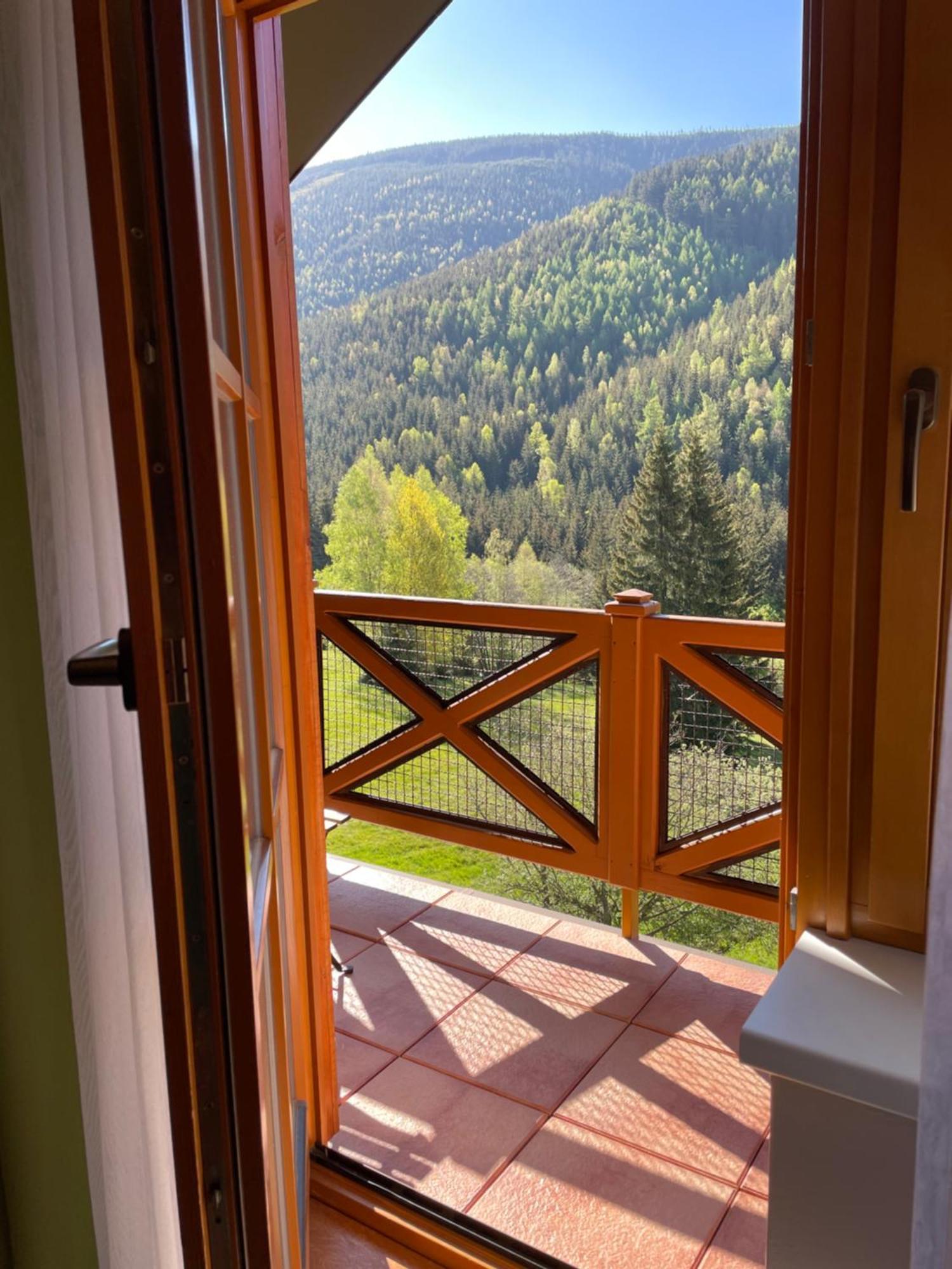 Hotel Zatisi Špindlerŭv Mlýn المظهر الخارجي الصورة