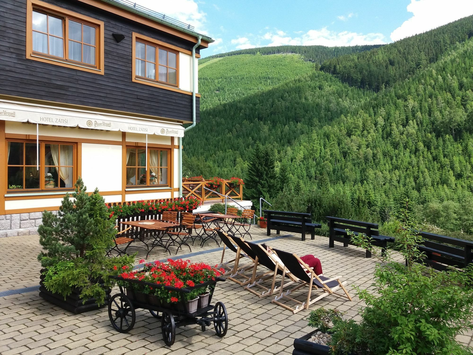 Hotel Zatisi Špindlerŭv Mlýn المظهر الخارجي الصورة